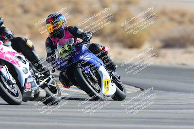 media/Jan-10-2025-CVMA Friday Practice (Fri) [[489e0da257]]/Group 4 and Trackday/Session 4 (Turn 16)/